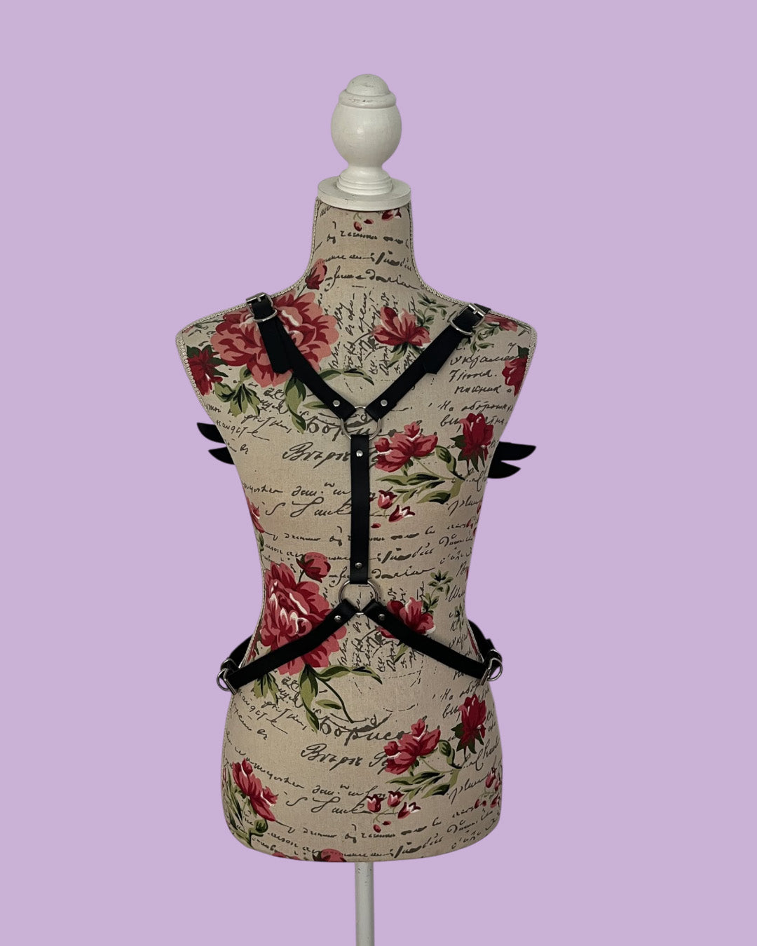 BDSM Arnes body alado para dama en cuero Bondage