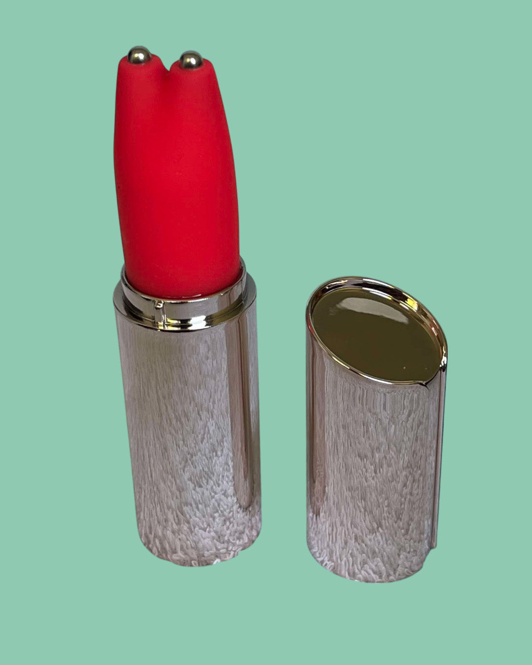 BETTY Lapiz labial vibrador Estimula clitoris vagina y pezones