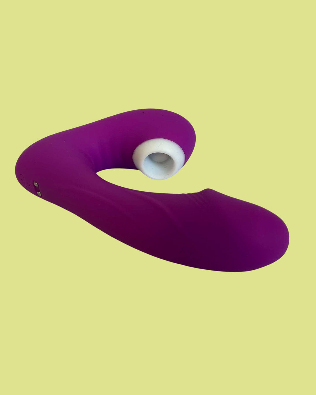 FIERCE Vibrador de succion estimula clitoris pezones lamedor
