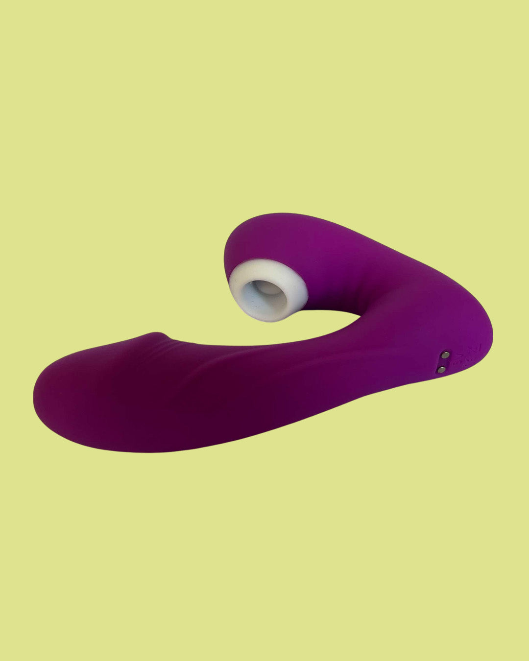 FIERCE Vibrador de succion estimula clitoris pezones lamedor